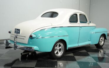 Ford-Custom-1946-Coupe-11