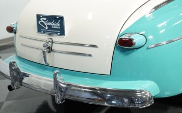Ford-Custom-1946-Coupe-21