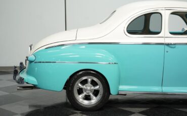 Ford-Custom-1946-Coupe-23