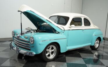 Ford-Custom-1946-Coupe-25