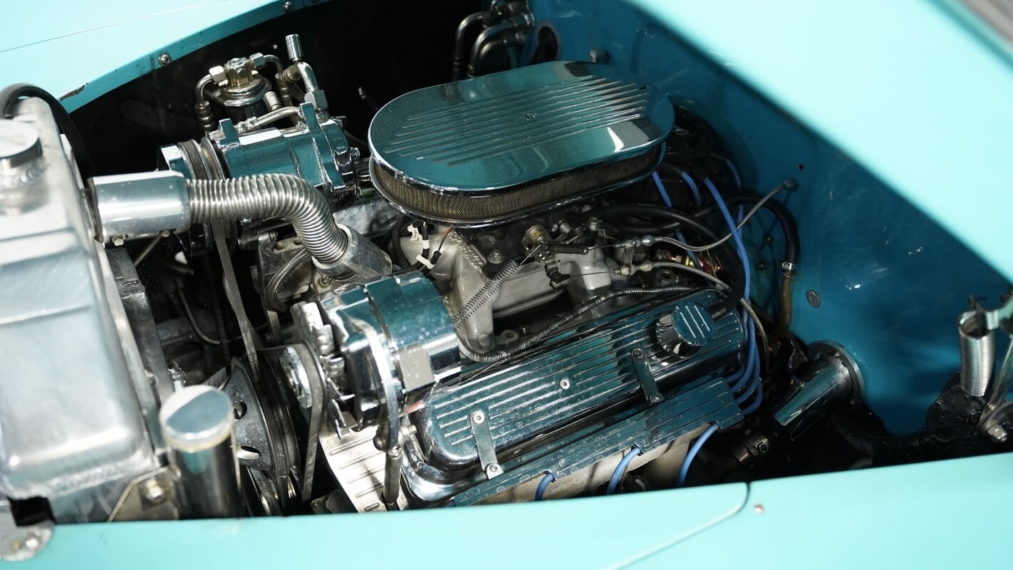 Ford-Custom-1946-Coupe-26