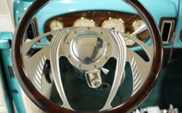 Ford-Custom-1946-Coupe-30