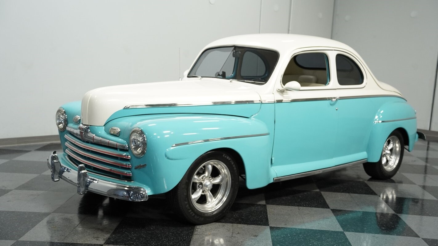 Ford-Custom-1946-Coupe-6