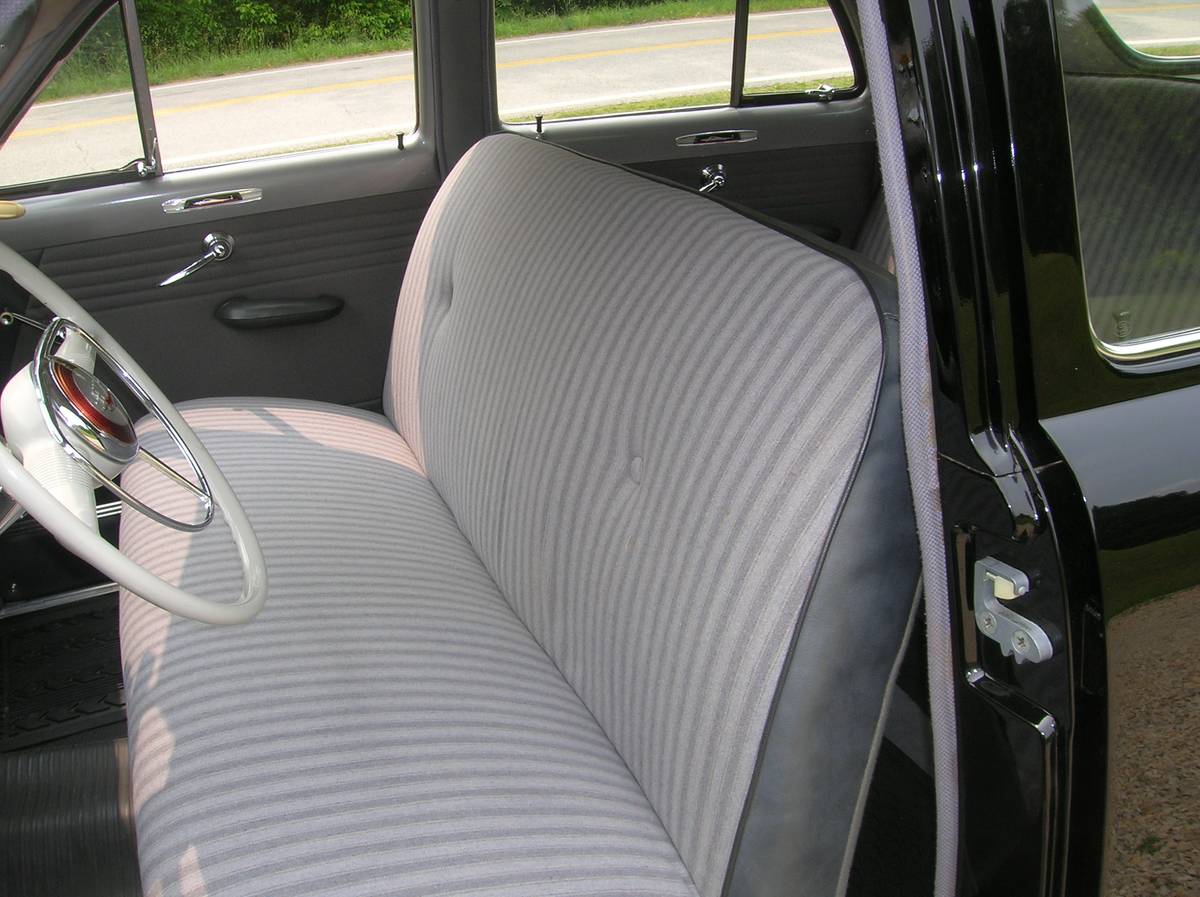 Ford-Custom-1950-black-1