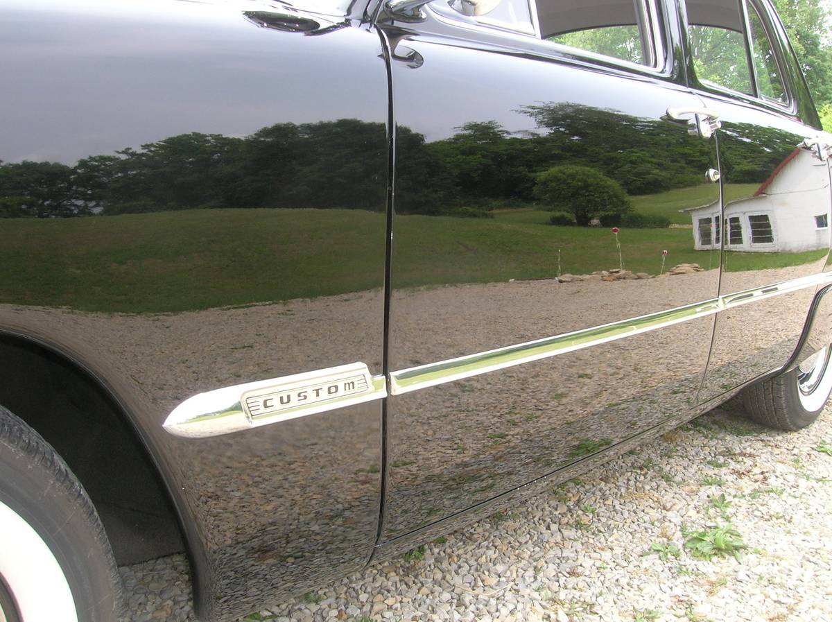 Ford-Custom-1950-black-2