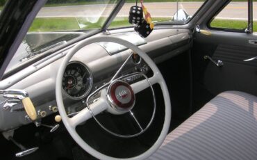 Ford-Custom-1950-black-3