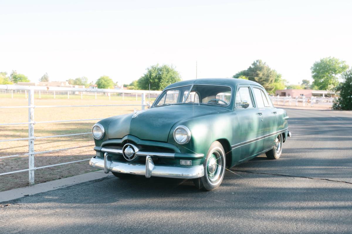 Ford Custom  1950 green