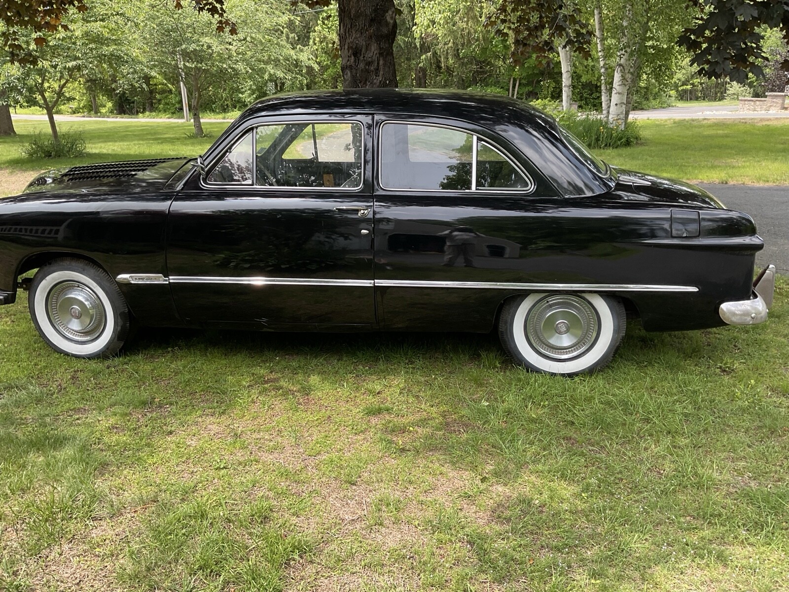 Ford-Custom-1950
