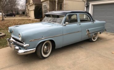 Ford-Custom-1953-blue-10