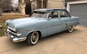 Ford-Custom-1953-blue