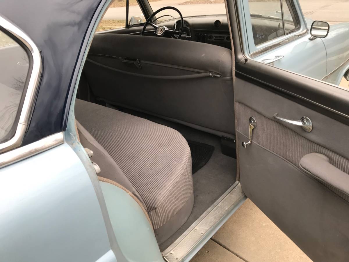 Ford-Custom-1953-blue-4