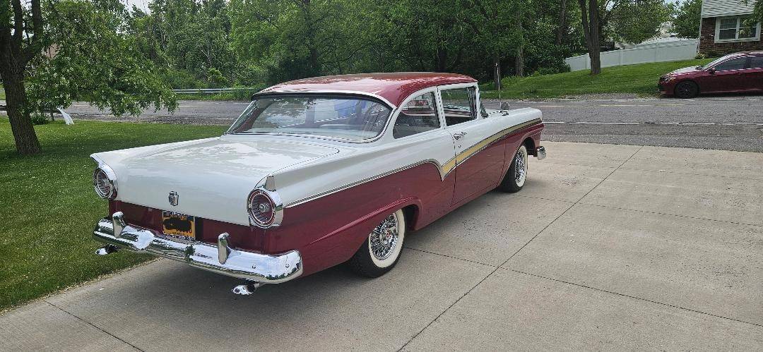 Ford-Custom-300-1957-white-2