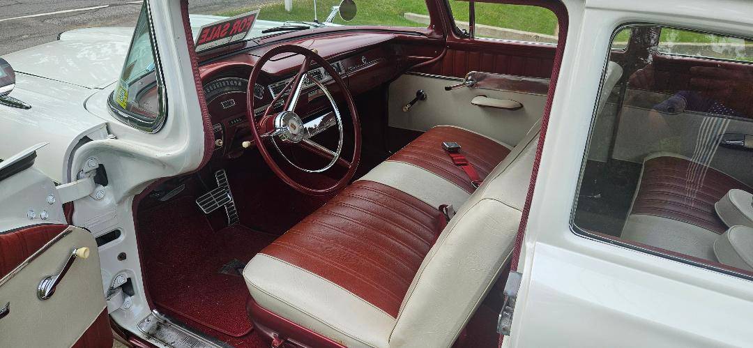 Ford-Custom-300-1957-white-5