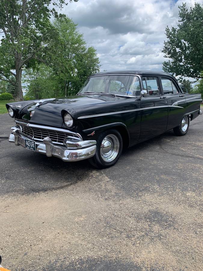 Ford Customline  1956 black