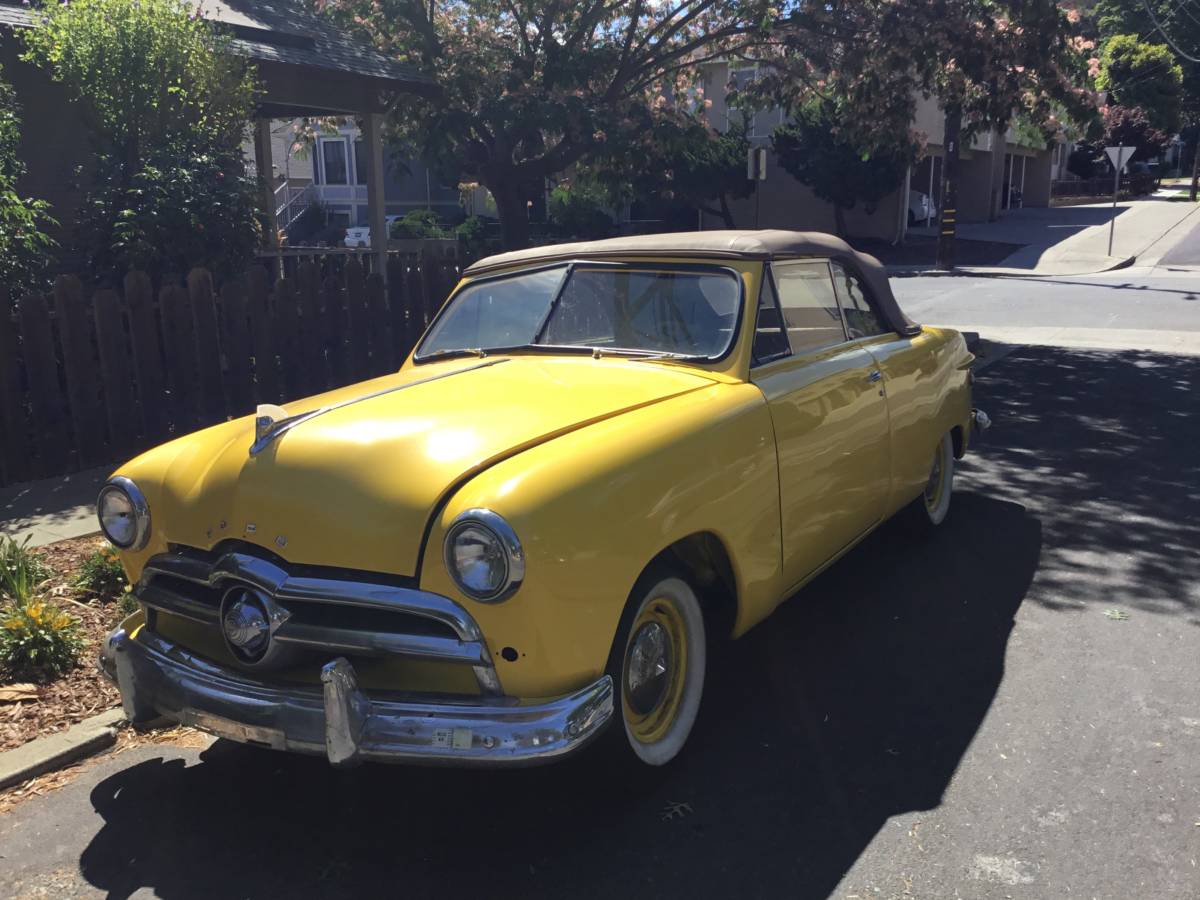 Ford-Customline-convertible-1949-yellow-1