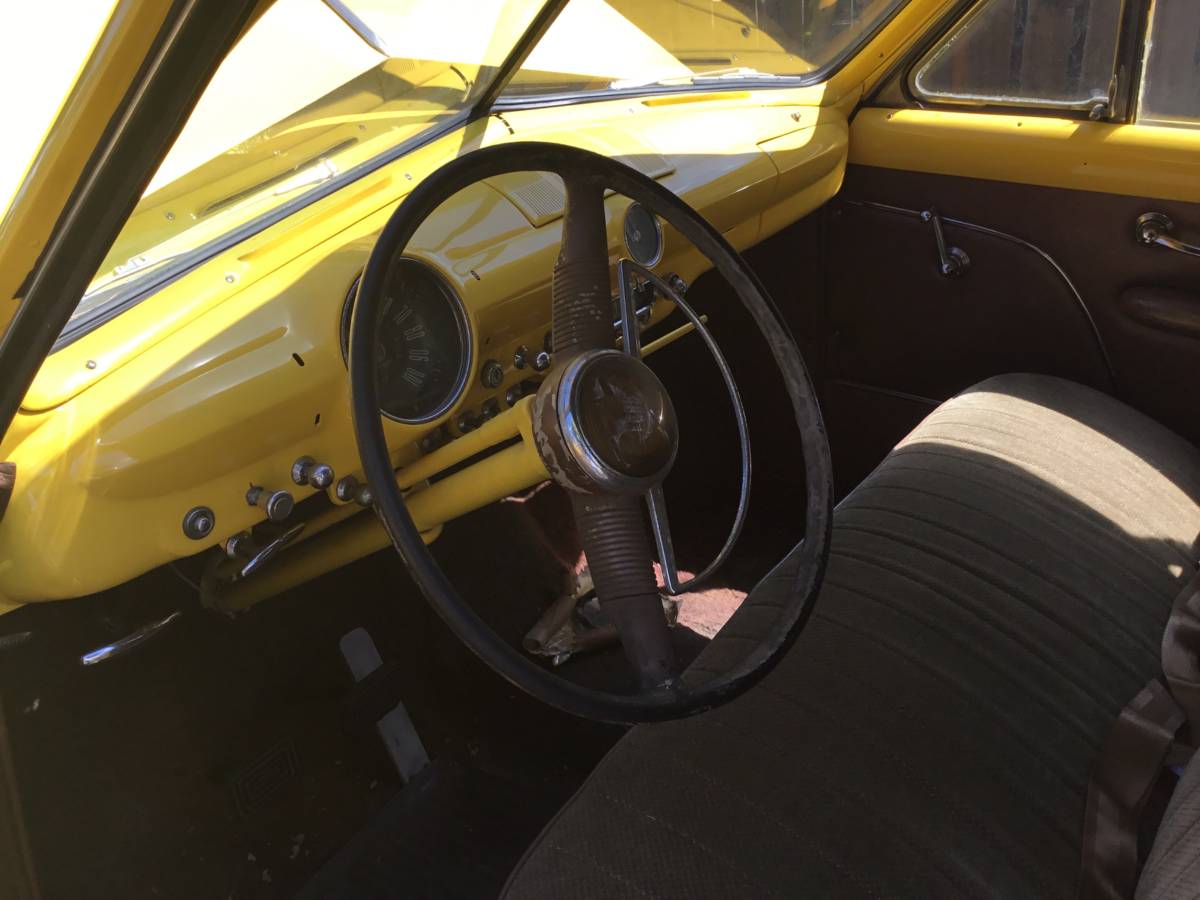Ford-Customline-convertible-1949-yellow-7