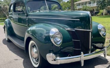 Ford-Deluxe-1940-1