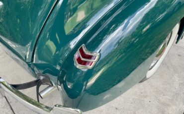 Ford-Deluxe-1940-Sedan-11
