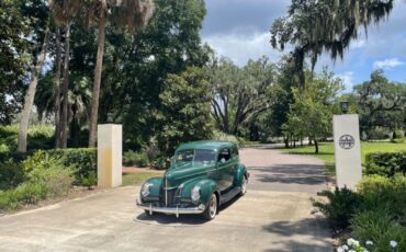 Ford-Deluxe-1940-Sedan-19