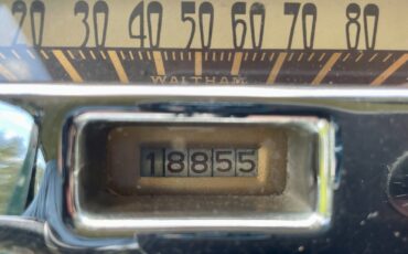 Ford-Deluxe-1940-Sedan-5