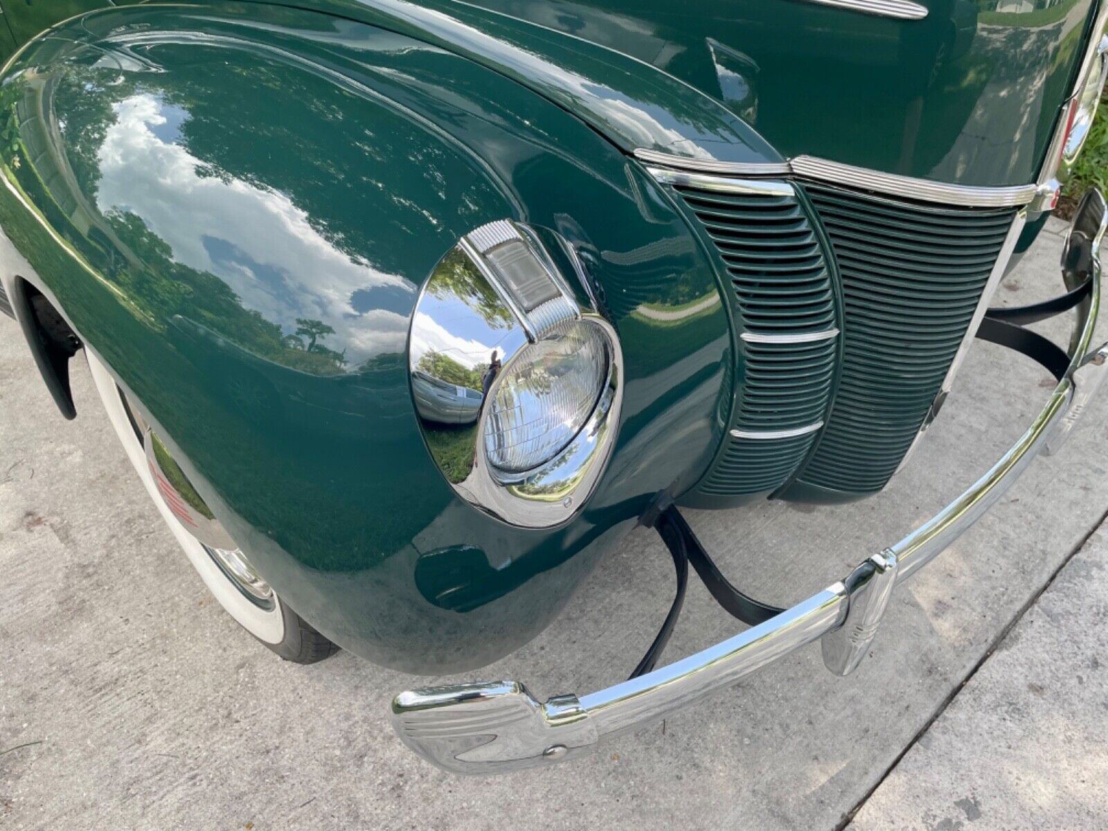 Ford-Deluxe-1940-Sedan-8