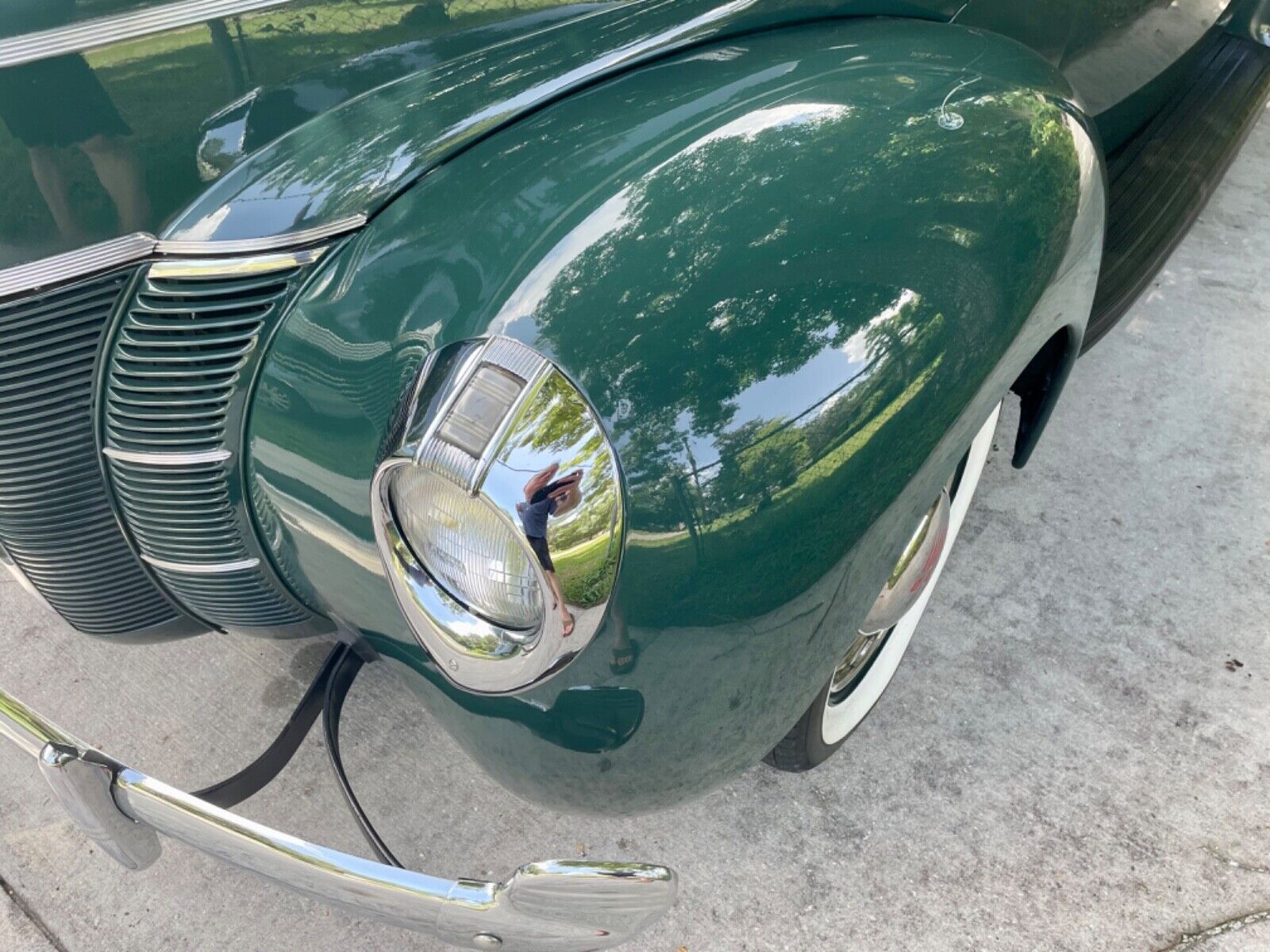 Ford-Deluxe-1940-Sedan-9