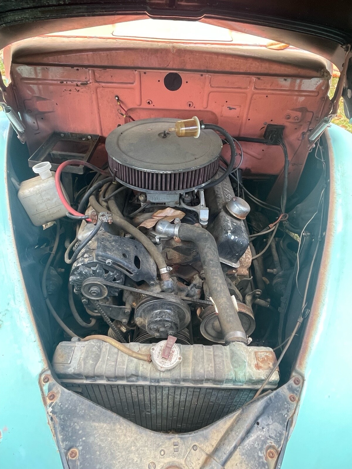 Ford-Deluxe-1941-7