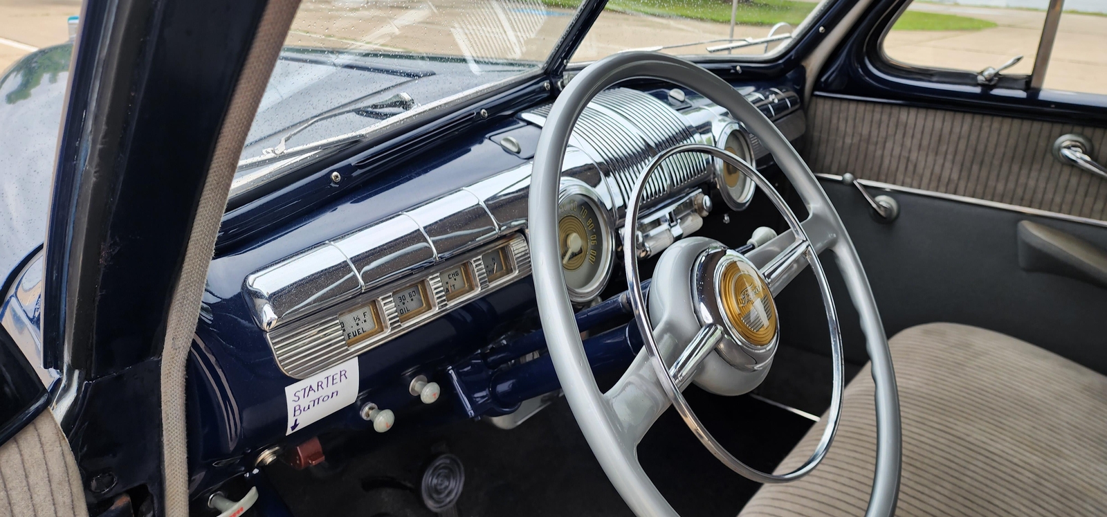 Ford-Deluxe-Coupe-1948-2-dr-25