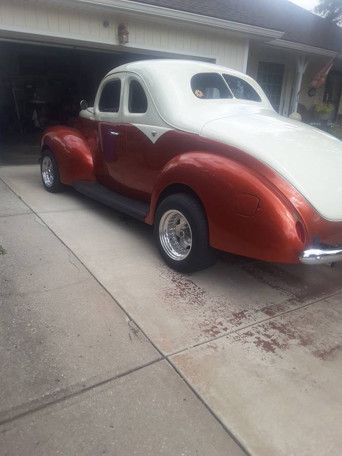 Ford-Deluxe-coupe-1939-custom-1