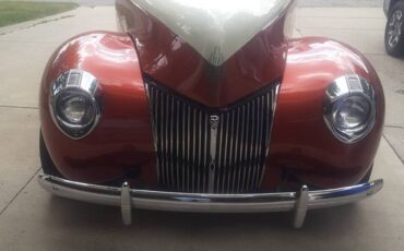 Ford-Deluxe-coupe-1939-custom-2