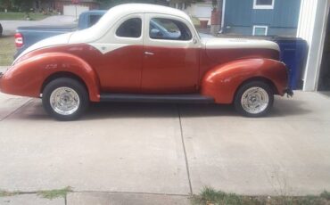 Ford-Deluxe-coupe-1939-custom