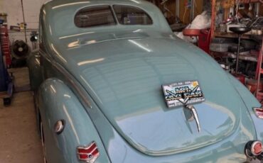 Ford-Deluxestandard-1940-Coupe-1