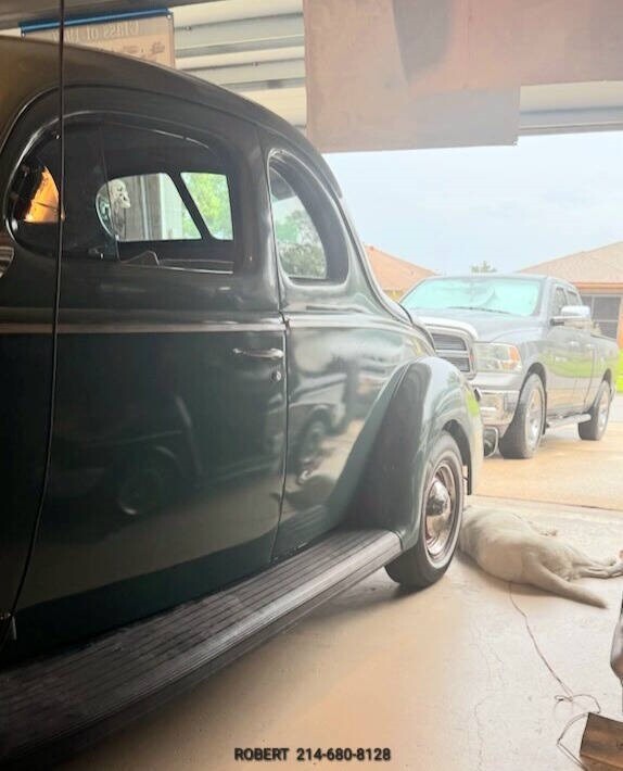 Ford-Deluxestandard-1940-Coupe-6