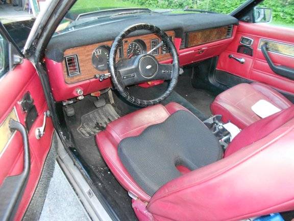 Ford-Durango-1979-black-12