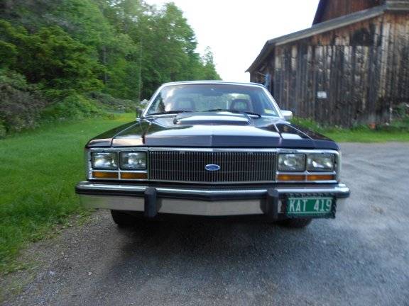 Ford-Durango-1979-black-7