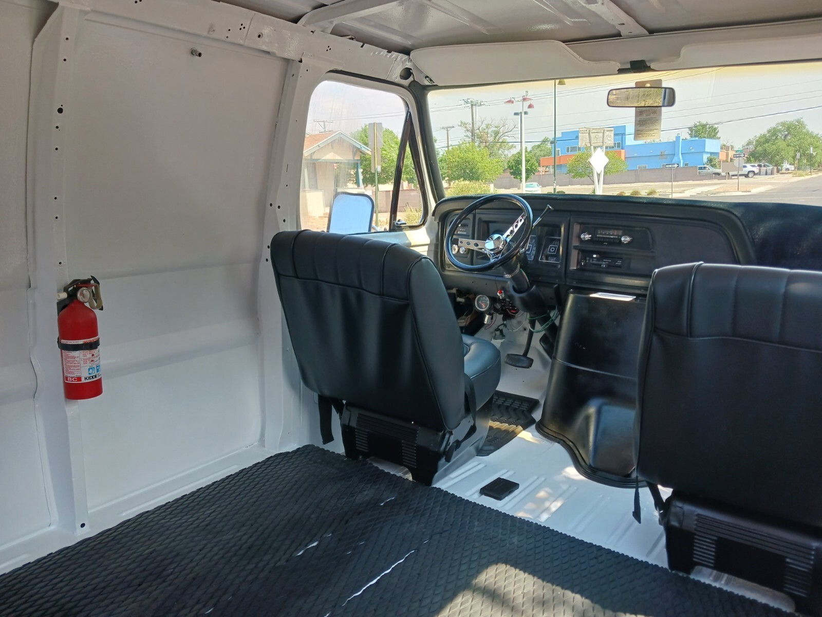 Ford-E-Series-Van-1976-22