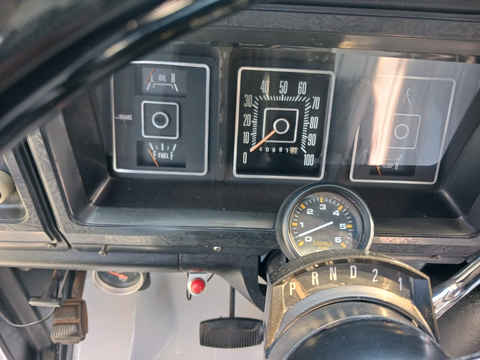 Ford-E-Series-Van-1976-29