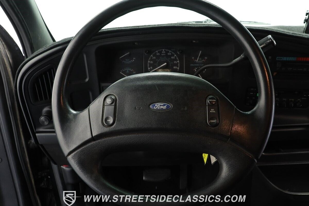 Ford-E-Series-Van-1992-Van-34