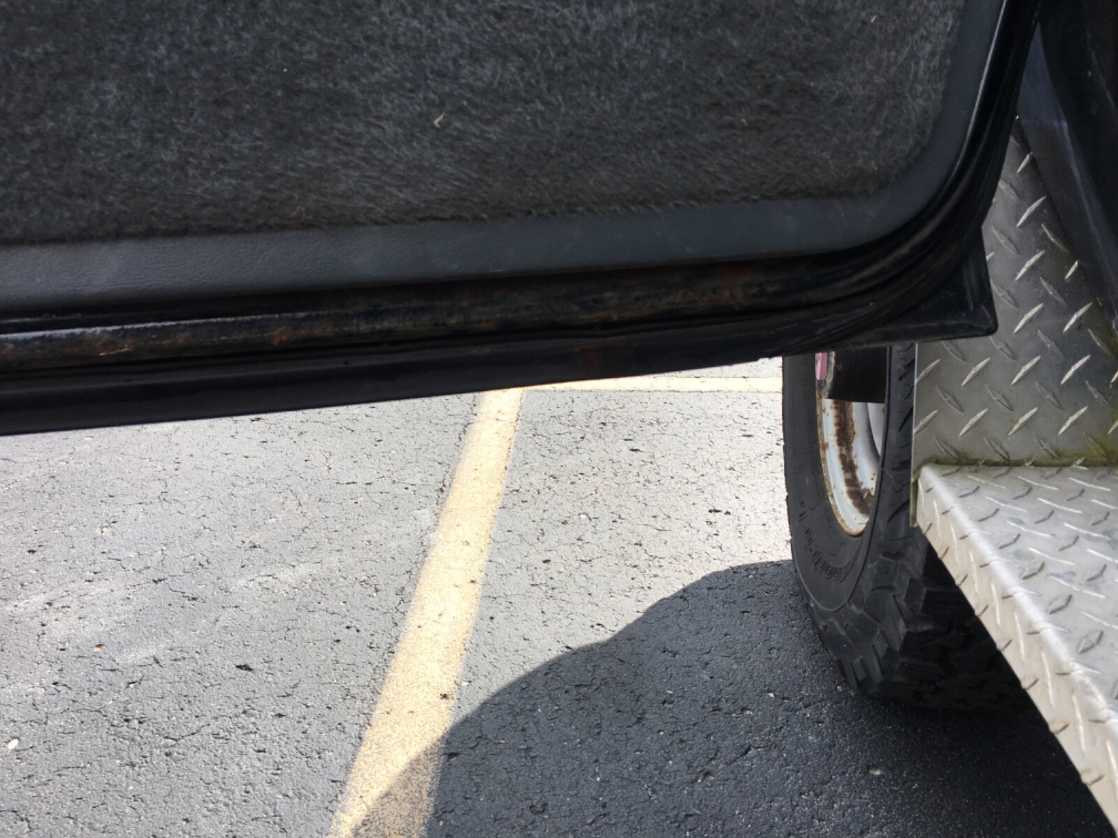Ford-E-Series-Van-1995-Extended-Passenger-Van-17