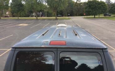 Ford-E-Series-Van-1995-Extended-Passenger-Van-20