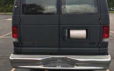 Ford-E-Series-Van-1995-Extended-Passenger-Van-5