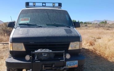Ford-E350-van-1992-grey-2