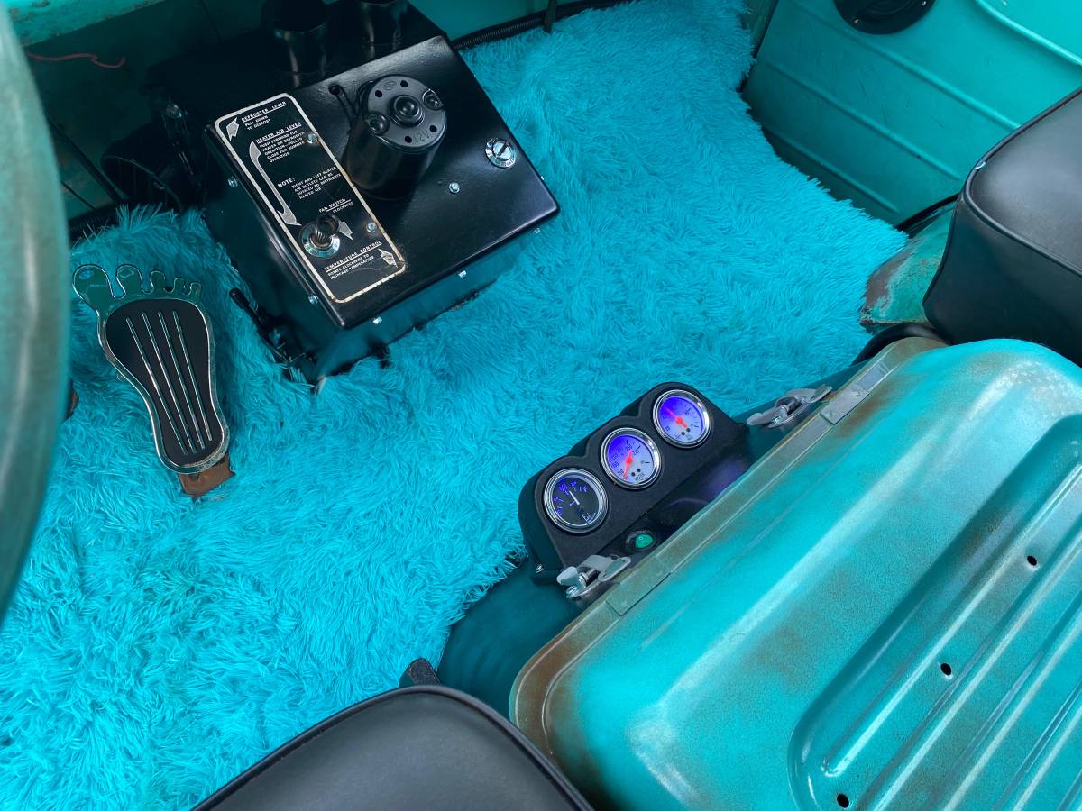 Ford-Econoline-1961-green-14