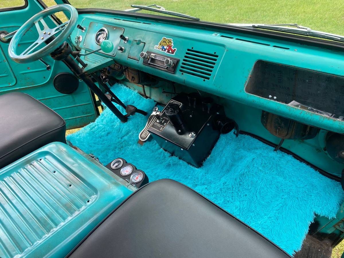 Ford-Econoline-1961-green-15