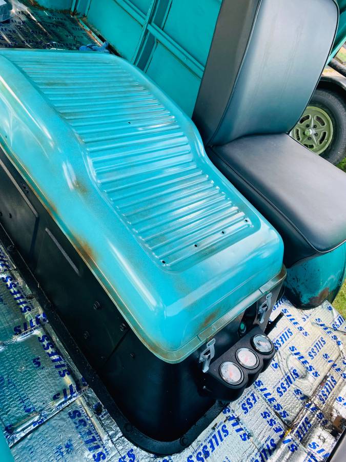 Ford-Econoline-1961-green-18