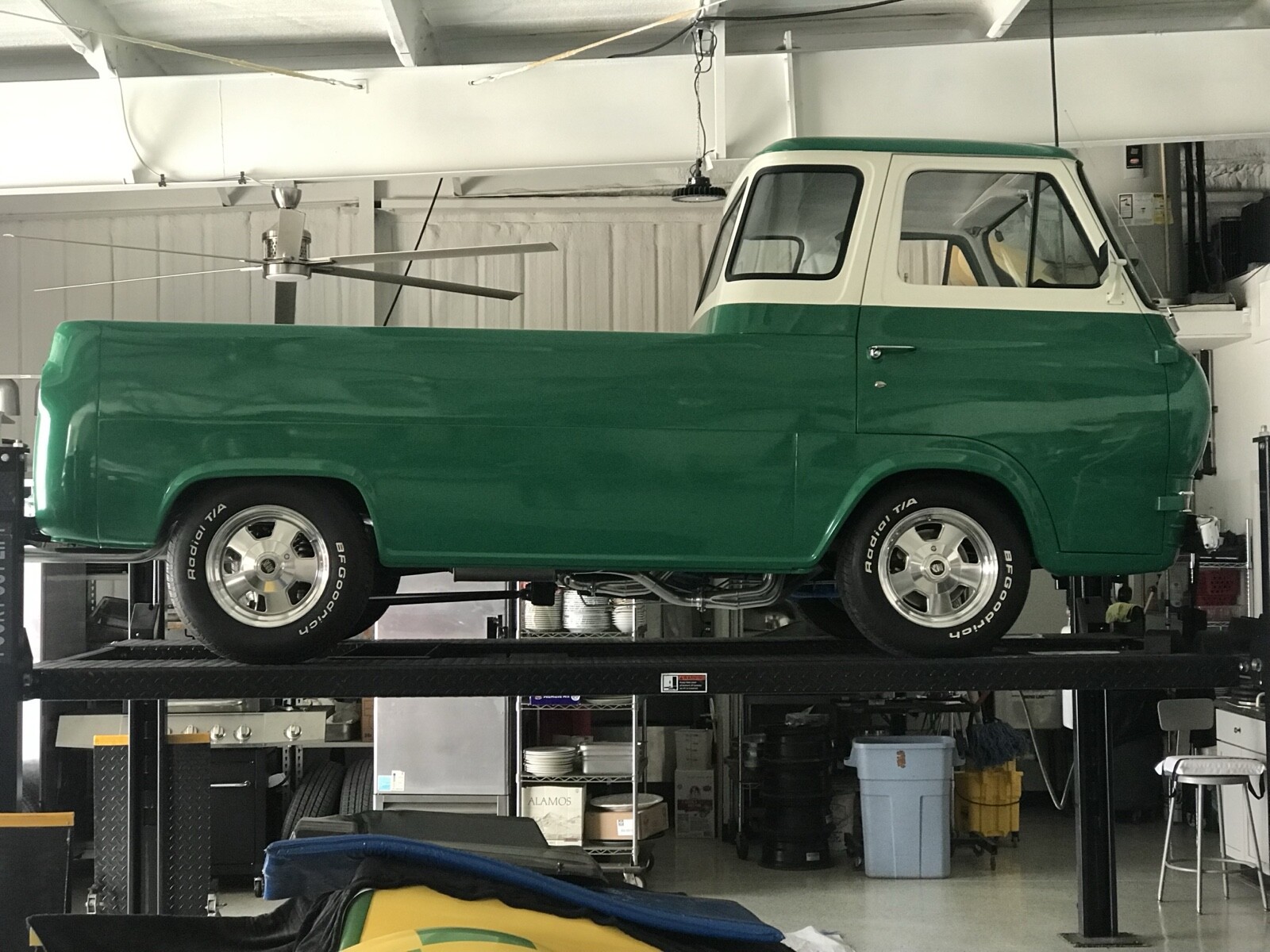 Ford-Econoline-1966-2
