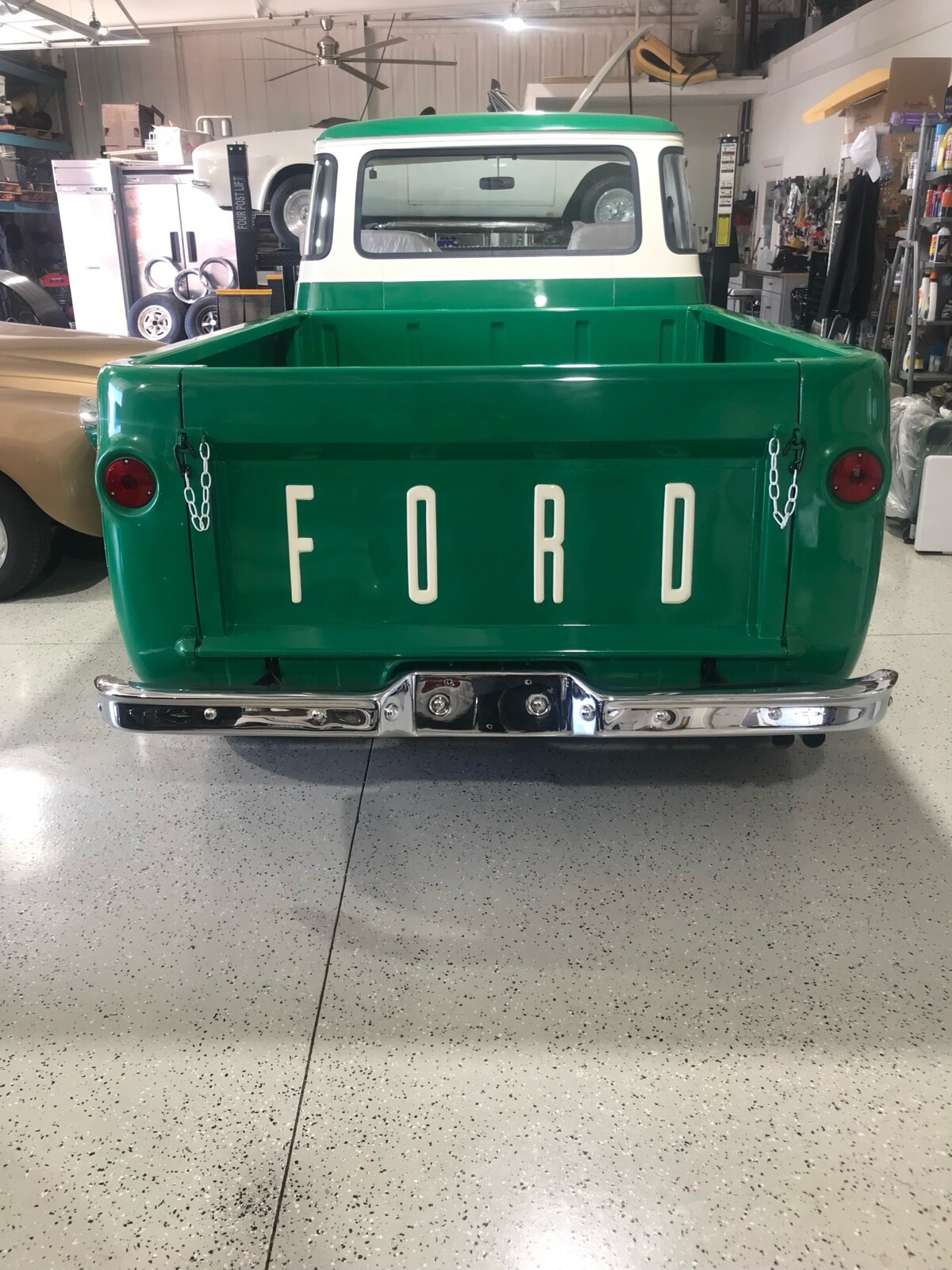 Ford-Econoline-1966-4