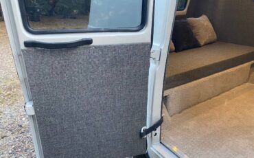 Ford-Econoline-1967-grey-13