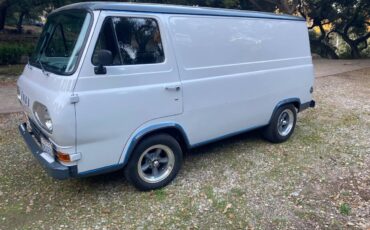 Ford-Econoline-1967-grey-3