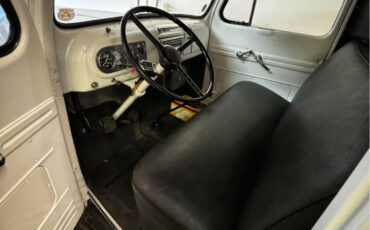 Ford-F-100-1948-2